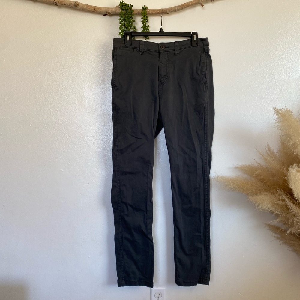 Slim Chinos
